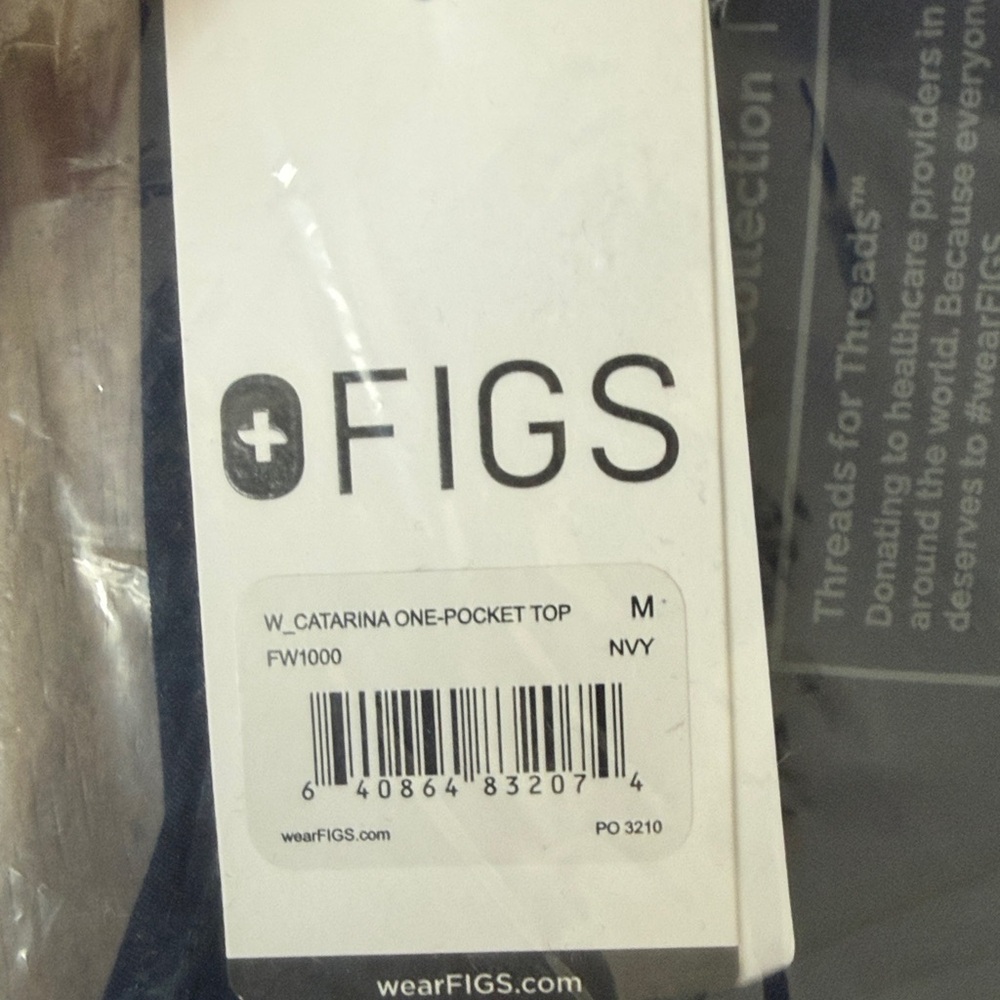 Figs Women Catarina One Pocket Scrub Top - Picture 4 of 4